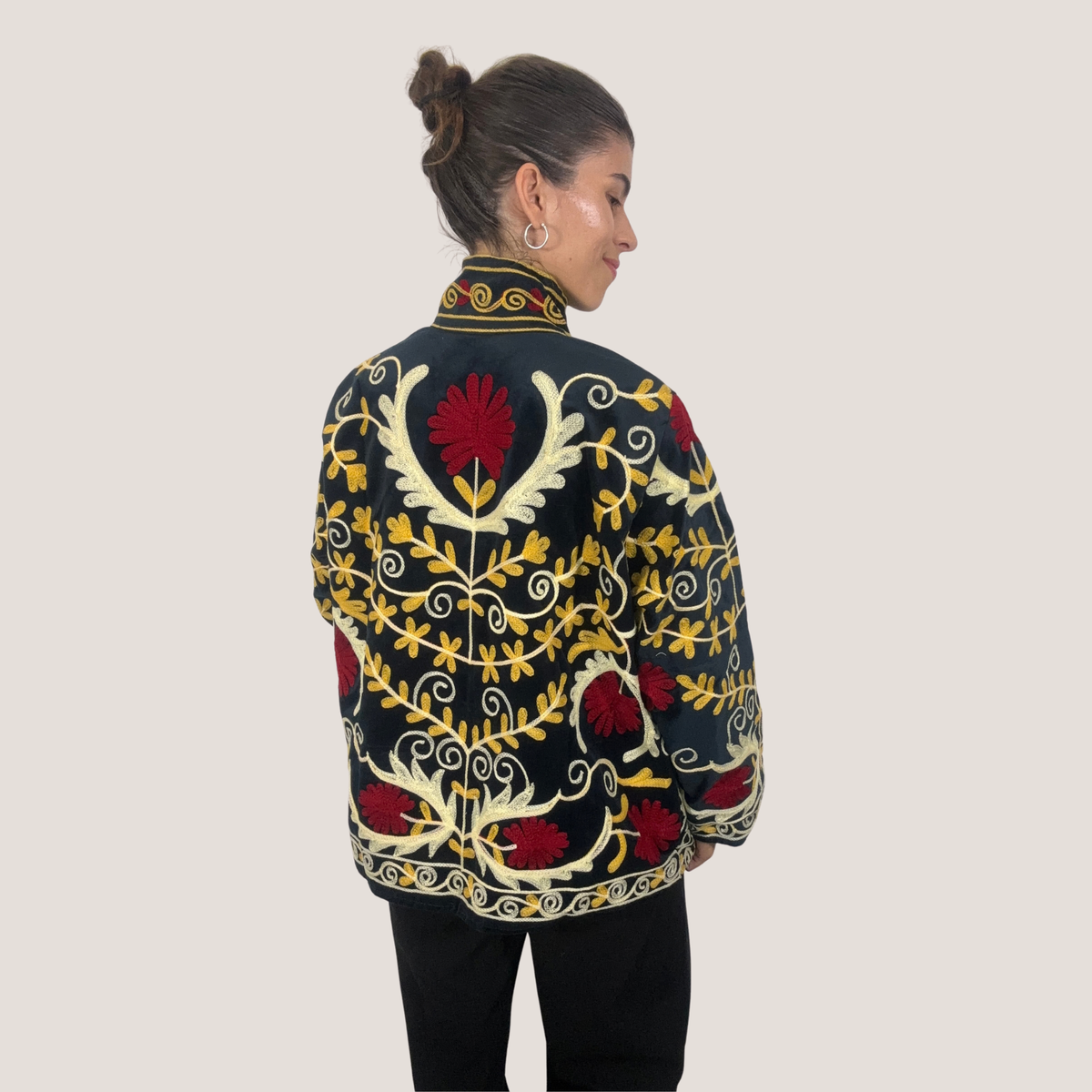 Chaqueta Suzani de Terciopelo - Rani
